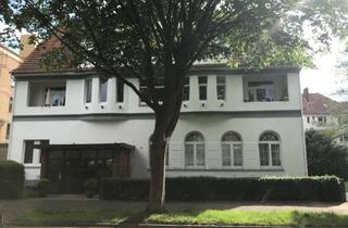 Wohnung mieten in Schulstraße 49, 26384 Heppens, Villenviertel 70m² Hochparterre 2,5 Zi, Einbauküche mit Garten