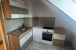Wohnung mieten in Kiefernweg, 25774 Krempel, Helle 2 Zimmer Dachgeschosswohnung
