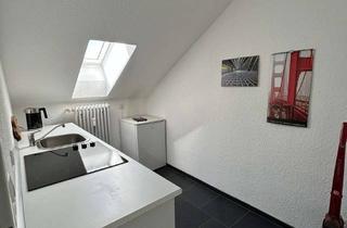 Wohnung mieten in Hirschbrunnenweg 70, 68723 Schwetzingen, Sorgloses Wohnen: Kompaktes Apartment in Schwetzingen mit Einbauküche