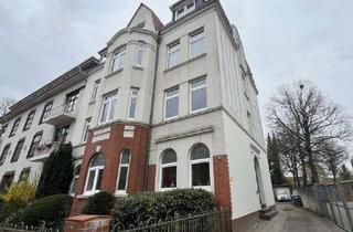Wohnung mieten in 24534 Innenstadt, 3-Zimmer Altbauwohnung in der Luisenstraße