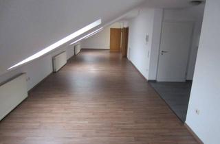 Wohnung mieten in In Der Wolfskaute 26, 61130 Nidderau, DG - Single 2-Zimmer-Wohnung in Nidderau