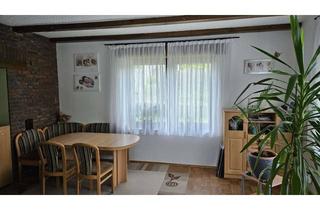 Wohnung mieten in Zur Sauerkanzel 11, 33165 Lichtenau, Viel Platz für den Alltag in dieser 4,5-Zimmer-Wohnung in Lichtenau