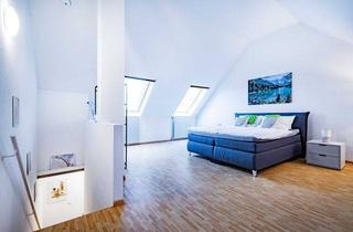 Wohnung kaufen in 79312 Emmendingen, SOFORTBEZUG: Zentrale 2,5-Zimmer-Dachgeschosswohnung in Emmendingen