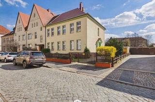 Wohnung kaufen in 03044 Cottbus, Großzügige Altbauwohnung in Spree-Nähe mit eigenem Garten und Garage