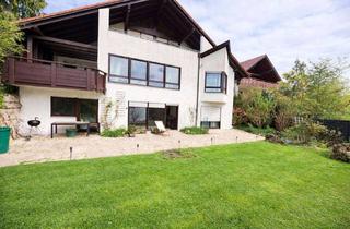 Haus kaufen in Kelterweinberge 54, 71554 Weissach, Großzügiges Haus in Weissach im Tal mit Potenzial! Für Kapitalanleger o. Große Familie