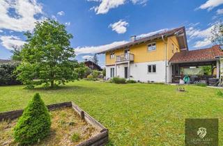 Haus kaufen in Aignstr. 15, 83083 Riedering, Charmantes Familiendomizil in begehrter Lage von Riedering!