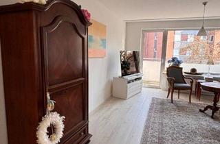 Wohnung kaufen in 50259 Pulheim, Saniert - Barierefrei- Sonnenbalkon 3 Zimmer - 3 Stellplätze - Einfach einziehen und sich wohlfülen