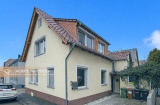 Doppelhaushälfte kaufen in 70469 Feuerbach, **Renovierungsbedürftige Doppelhaushälfte mit großem Potenzial in Stuttgart-Feuerbach**