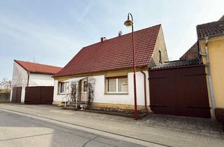 Haus kaufen in 14827 Wiesenburg, Kleiner Resthof in schöner Dorflage