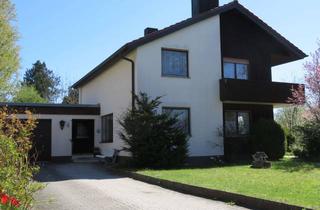 Einfamilienhaus kaufen in Breslauer Str., 95643 Tirschenreuth, Helles Einfamilienhaus mit Garten und Garage in Top-Wohnlage