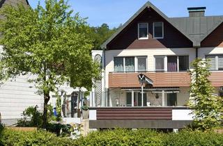 Haus kaufen in Lindacherstraße 32c, 84489 Burghausen, SANIERTES REIHENENDHAUS IM STADTKERN VON BURGHAUSEN ! NEUE HEIZUNG - DOPPELGARAGE - KELLER