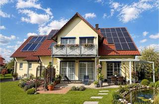 Haus kaufen in 86500 Kutzenhausen, Wo Wohnträume wahr werden–Familienidyll mit Einliegerwohnung im ruhigen wunderschönen Gartenparadies