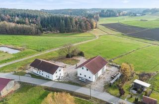 Immobilie kaufen in 94424 Arnstorf, Ehemalige Hofstelle, mit modern renoviertem Wohnhaus und Wald-/Wiesenflächen