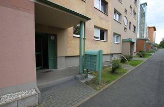 Wohnung mieten in Zeulsdorfer Straße 9, 07549 Gera, 2-Raumwohnung mit Aufzug und Mietergarten