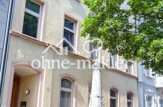 Wohnung kaufen in Gartenstr. 32, 79098 Freiburg, Prov.frei! 1-Zi Altstadt-Wohnung mit Dreisamblick an der Uni!