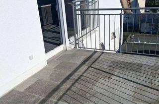 Wohnung kaufen in 85055 Ingolstadt, Moderne 3-Zimmer DG-Wohnung in Ingolstadt Nordost