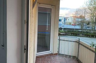 Wohnung mieten in Lichtenfelserstr. 58, 96103 Hallstadt, 3-Zimmer-Etagenwohnung mit EBK und Balkon in Hallstadt