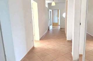 Wohnung mieten in 64546 Mörfelden-Walldorf, Großzügige 4-Zimmer Wohnung in Waldrandlage