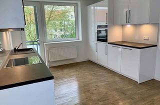 Wohnung mieten in 24143 Gaarden-Ost, Erst 2021 kernsanierte 3-Zi Wohnung mit Balkon im 1.OG zum 01.07. zu vermieten! KFZ SP im Innenhof!