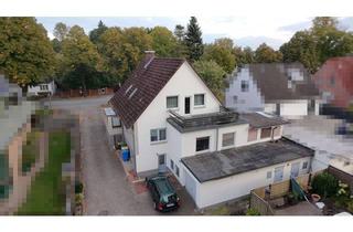 Einfamilienhaus kaufen in Altonaer Straße 216, 24539 Wittorf, Einfamilienhaus mit zwei Wohneinheiten und großem Grundstück in Neumünster