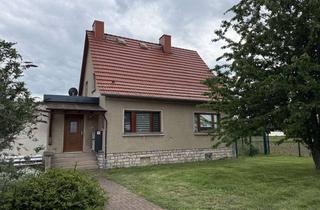 Haus kaufen in 99955 Herbsleben, Vielseitiges Anwesen mit Scheune, großem Grundstück & Ausbaupotenzial – Terrasse, Garagen & mehr