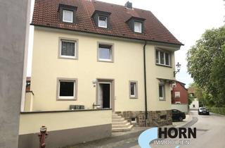 Haus kaufen in Östliche Allee, 97447 Gerolzhofen, Solides 3-Familienhaus am Stadtrand