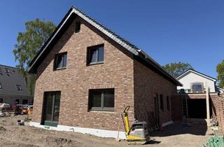 Haus mieten in Meinsweg 19, 23669 Timmendorfer Strand, Neubau-Doppelhaushälfte zur Miete in Timmendorfer Strand. In wenigen Schritten an der Ostsee.