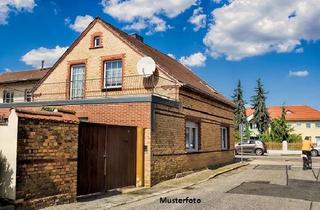 Garagen kaufen in 38838 Huysburg, Landwirtschaftliches Anwesen mit Garagen