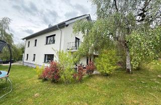 Haus kaufen in 88364 Wolfegg, Wolfegg - Repräsentatives Haus mit 278 m², 11 Zimmern, Einliegerwohnung, Terrassen, Garten & Weitblick - modernisiert, ruhig gelegen und bestens angebunden.