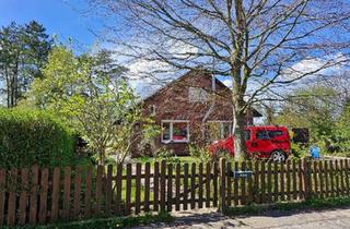 Einfamilienhaus kaufen in 25712 Burg, Burg (Dithmarschen) - Ohne Makler! Einfamilienhaus mit naturnahem Selbstversorgergarten