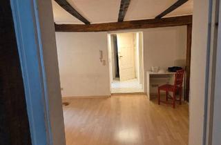 Wohnung kaufen in 35037 Marburg, Marburg - Marburg : Gemütliche Altbauwohnung in historischem Fachwerkhaus
