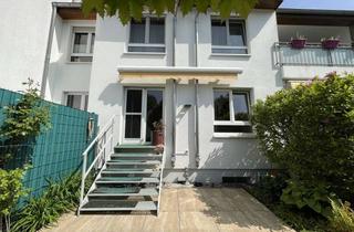 Wohnung kaufen in 51375 Schlebusch, Moderne und gepflegte Maisonette-Wohnung mit eigenem Garten