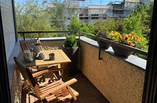 Wohnung kaufen in 93051 Kumpfmühl-Ziegetsdorf-Neuprüll, Sanierte 1,5 Zimmer Wohnung mit Balkon und Weitblick