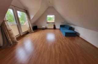 Wohnung kaufen in 22589 Sülldorf, Charmante 4-Zimmer-Dachgeschosswohnung in Hamburg-Sülldorf