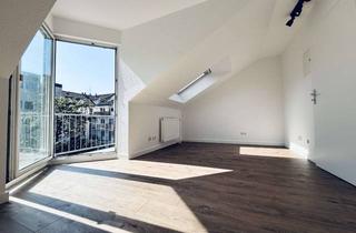 Wohnung kaufen in F 14/15, 68159 Mannheim, Saniertes, modernes, ruhiges Studenten-Apartment mit Balkon & Aufzug - provisionsfrei