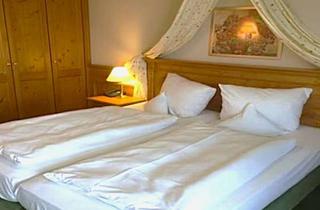 Wohnung kaufen in 94086 Bad Griesbach, Top-Investment: Exklusive 2-Zimmer-Suite mit Thermenzugang und Tiefgarage