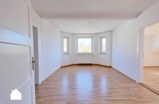 Wohnung mieten in 95447 Birken, Charmante Altbauwohnung – 4 Zimmer im 4. Obergeschoss!