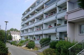 Wohnung mieten in Obermylauer Weg 32, 08468 Reichenbach, Frisch saniert! Großzügige 3-Raum Wohnung mit sonnigem Balkon