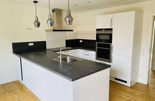 Wohnung mieten in Bardowicker Straße, 21357 Wittorf, Geschmackvolle und geräumige Wohnung mit drei Zimmern sowie Balkon und Einbauküche