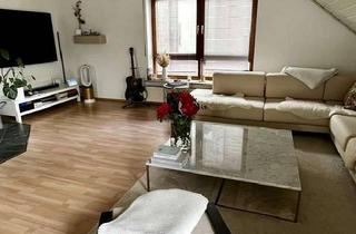 Wohnung mieten in Bernhaldenweg 27, 71579 Spiegelberg, Lichtdurchflutete 3,5-Zimmer-Dachgeschosswohnung mit Balkon, Wärmepumpe und PV-Anlage