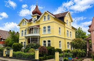 Wohnung mieten in 32545 Bad Oeynhausen, Tolle 4 Zimmerwohnung mit großem Balkon in denkmalgeschützter Villa im westlichen Kurgebiet