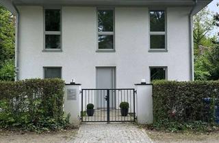 Wohnung mieten in Brahmsweg, 14532 Kleinmachnow, 4-Zimmerwohnung mit Gartenanteil und 2 Stellplätzen