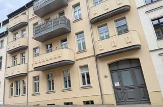 Wohnung mieten in Zum Bahnof 7b, 19055 Paulsstadt, Besondere 3-Raumwohnung mit drei Terrassen in ruhiger Hinterhauslage