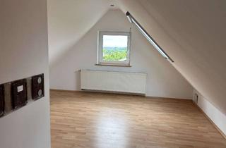 Wohnung mieten in Kellerhardtsweg, 51503 Rösrath, Zuhause mit 5,5 Zimmern und viel Platz in Rösrath