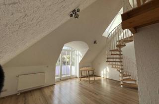 Wohnung mieten in Am Hochgericht, 91757 Treuchtlingen, Besondere 2-Zimmer-Dachgeschosswohnung mit Galerie & TG-Stellplatz