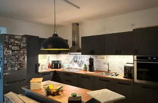 Wohnung mieten in 22763 Ottensen, Ottensen erleben: 3 Zimmer Wohnung mit Loggia und Einbauküche in Hamburg Altona