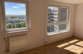 Wohnung mieten in Friedrichstraße 25, 06844 Dessau-Roßlau, Ein Zimmer mit EBK!