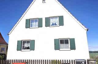 Haus kaufen in 86462 Langweid, Großzügiges Grundstück mit Altbestand und vielfältigen Bebauungsmöglichkeiten