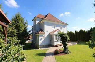 Villa kaufen in 94374 Schwarzach, Repräsentative (kernsanierte) Walmdach-Villa vor den Toren des Bayerischen Waldes