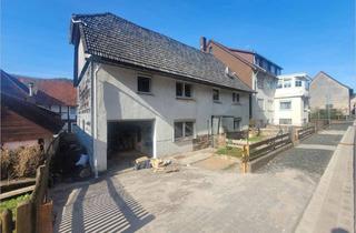 Einfamilienhaus kaufen in 37170 Uslar, Viel Platz, viele Zimmer & viel Ruhe. Großzügiges Einfamilienhaus samt Garage